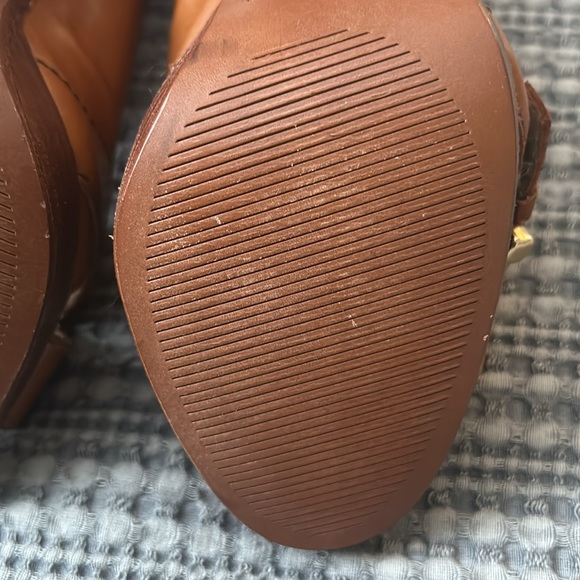 🆕 Michael Kors Leather Heel with Gold Buckle Toe - Picture 10 of 14